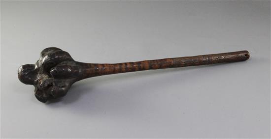 A Fijian hardwood Ula throwing club, 17in.